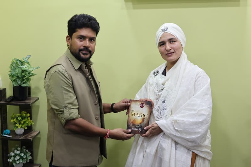 Sarvesh Mishra with Asshmeen Munjal